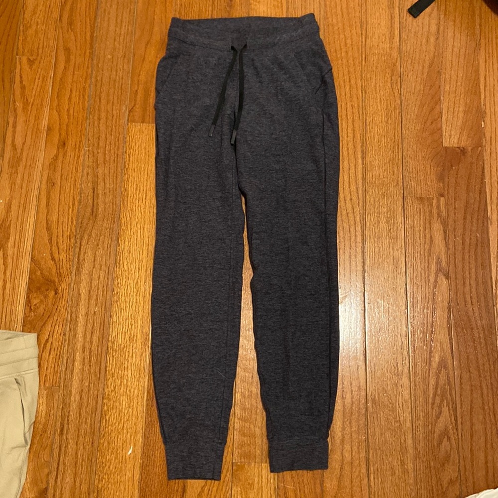 Grey lulu lemon joggers
